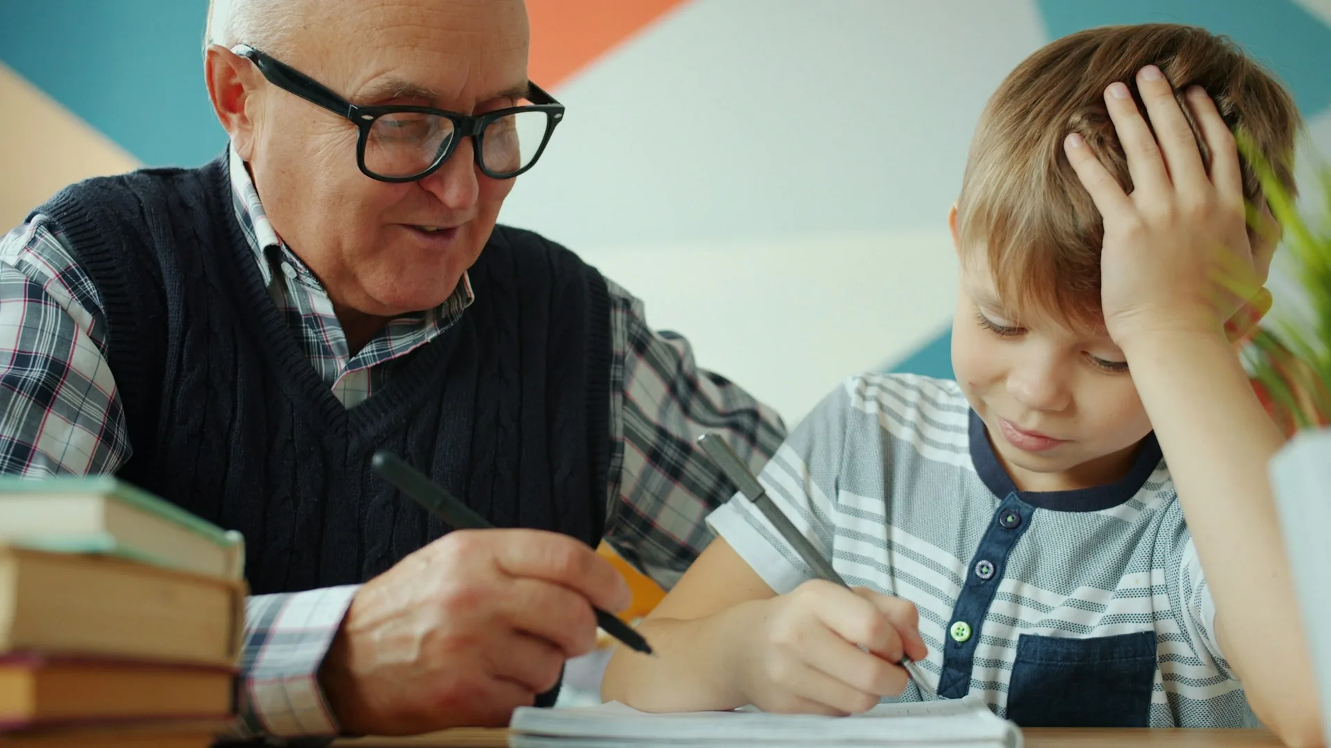 Professionnelle accompagnant des enfants en séance